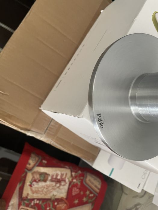 De vinzare lampi marca  Pablo cielo pret 70 ron / buc