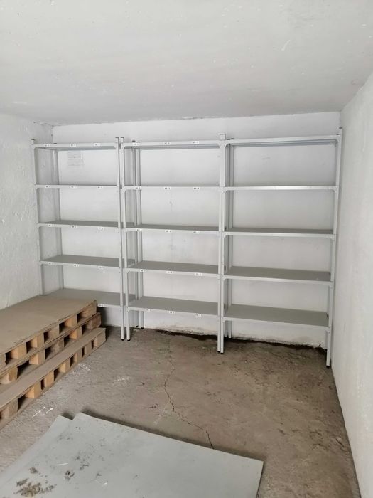 Продам металлические стеллажи