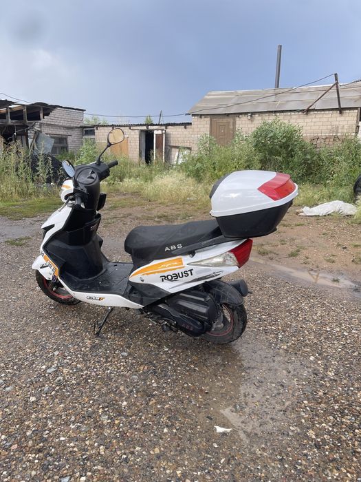 Продается мопед М8