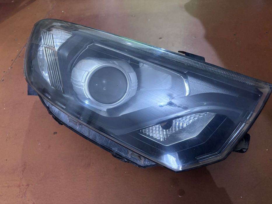 Би лед фара гранта фл