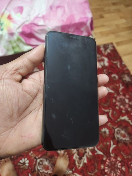 New iPhone 11 Pro good condition