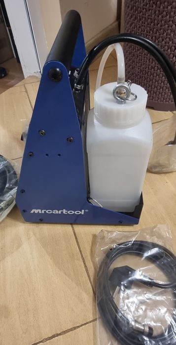 Комплект за автоматично обезвъздушаване на спирачки