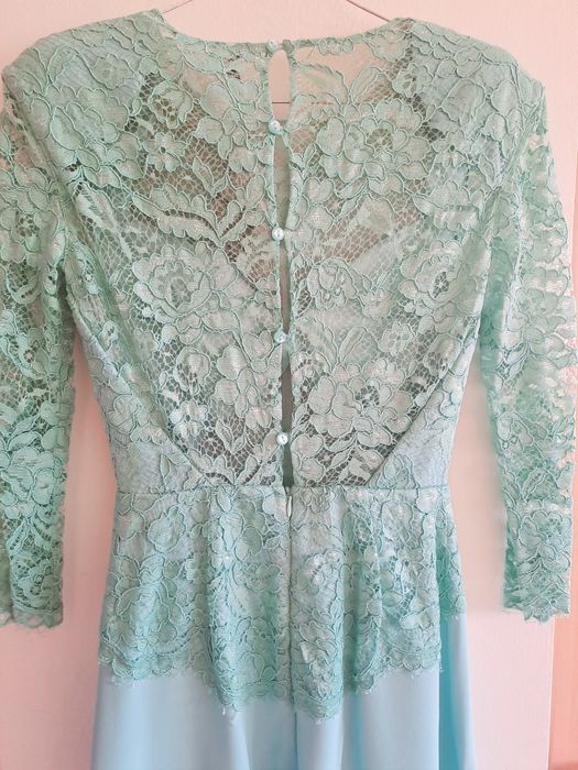 С етикет Elisabetta Franchi  оригинална официална рокля