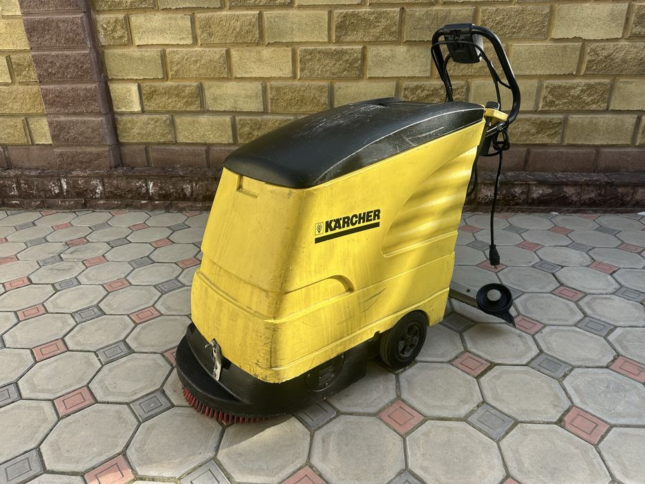 Поломоечная машина Karcher BD 530