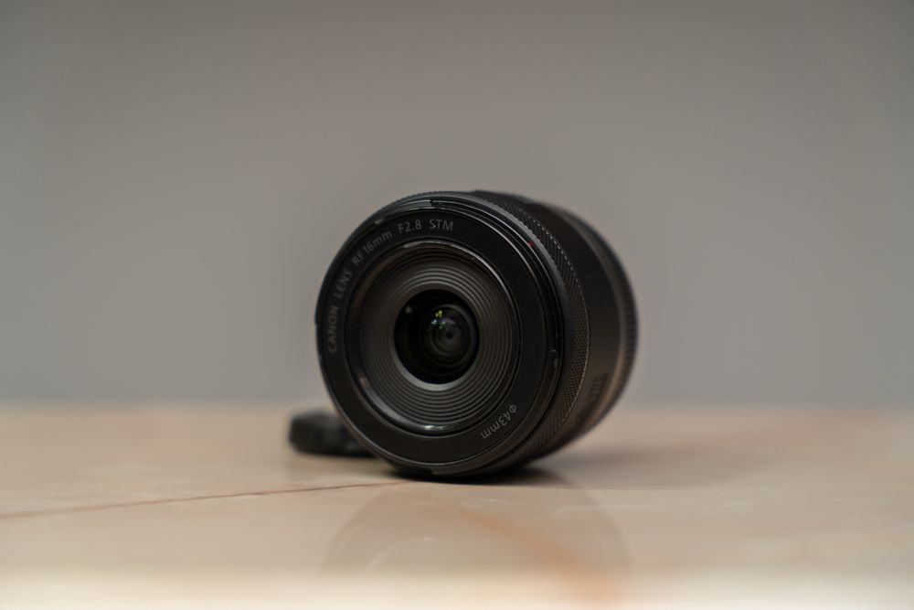 Canon 16MM F2.8 RF + Canon 50MM F1.8 RF