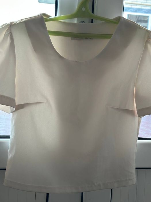 Кофта юбка и костюм брюк.