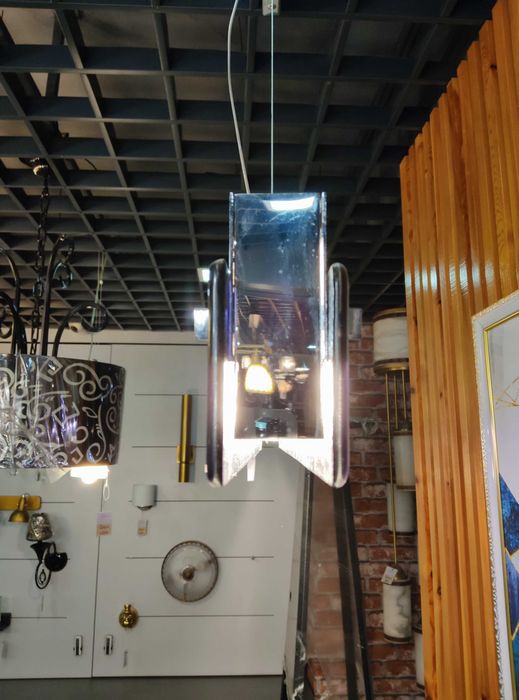 Люстры,торшеры,бра, светильники.