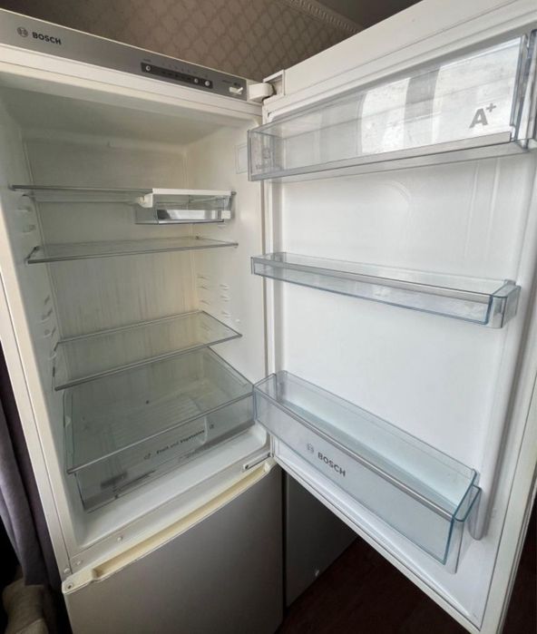 Холодильник   В отличном состоянии
