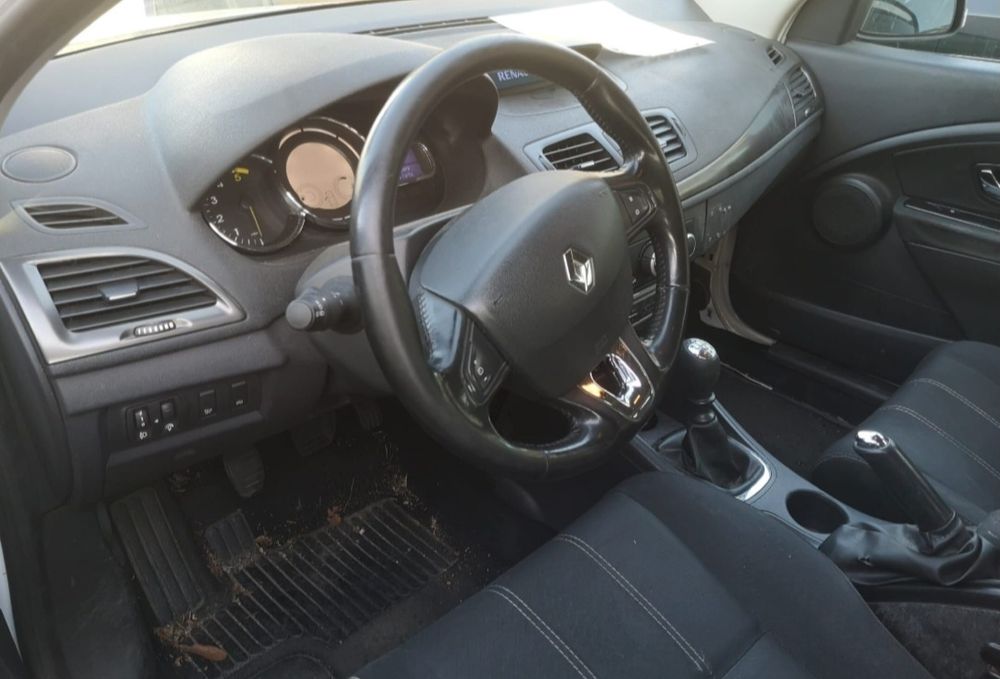 Dezmembrez renault megane 3 break