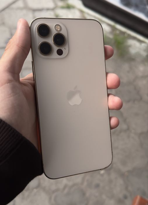 Продам iphone 12 pro 256гб