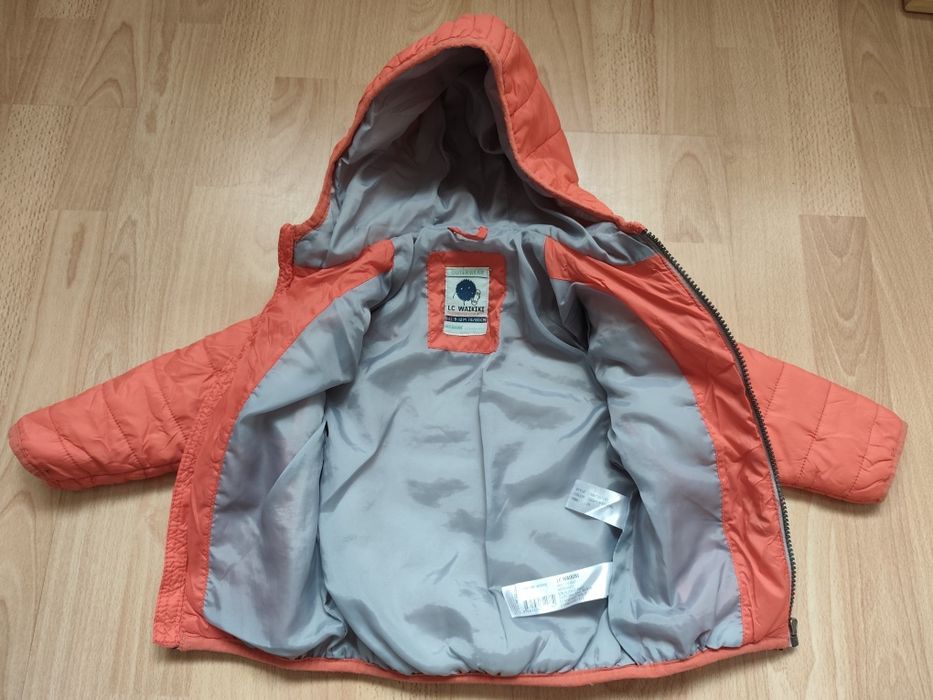 Пролетно яке Waikiki, размер 9-12 м