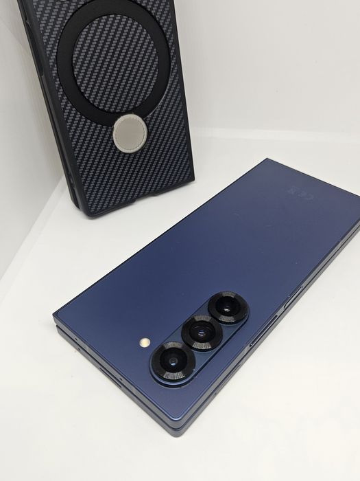 Samsung Galaxy Z Fold 6 5G 256GB 12RAM Navy Blue 94% Battery 427 Цикъла