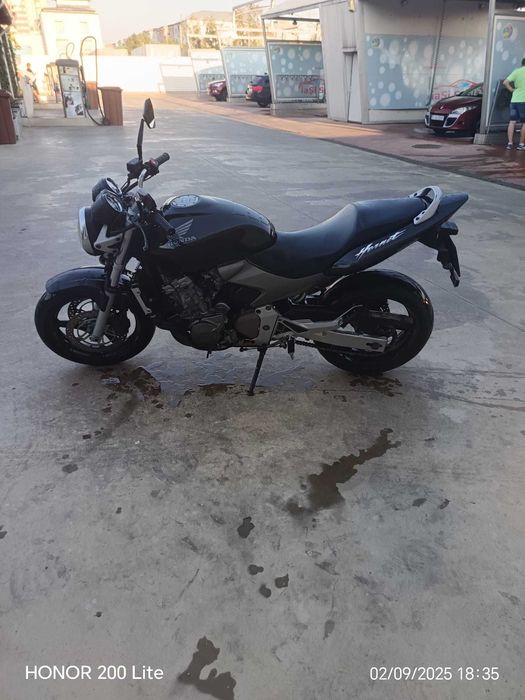 Vând Honda Hornet