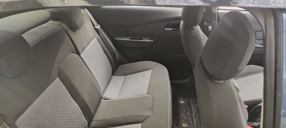 Продам авто кобальт 23 год пробег 34.000