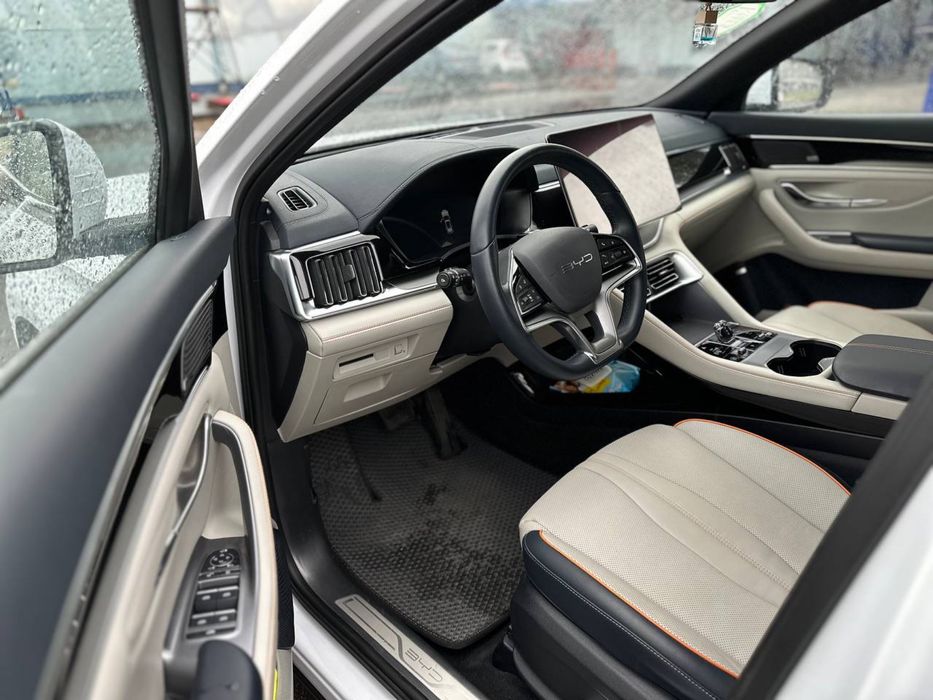 •BYD Champion 605 •