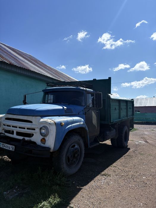 Зил на ходу сел и поехал