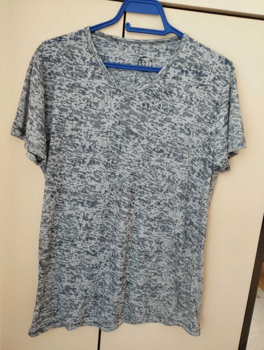 Мъжки тениски и ризи нови