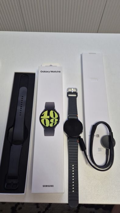 Смарт часы Samsung Galaxy Watch 6