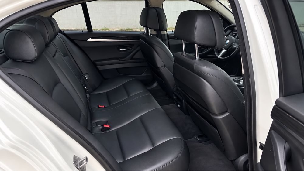 BMW 530d xDrive F10 LCI 2015 | 258 CP | Comfort | Adaptive | Cameră