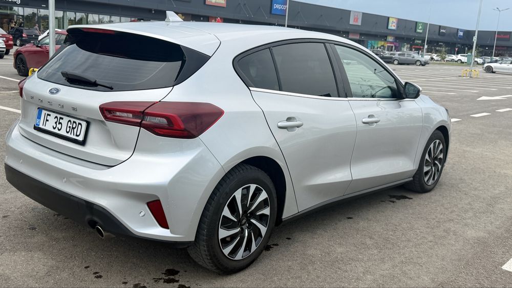 FORD Focus 2023 — imagine 5