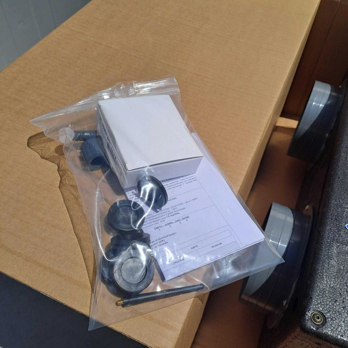 Рекуператор със заводски нагревател, байпас и ключ за управелние