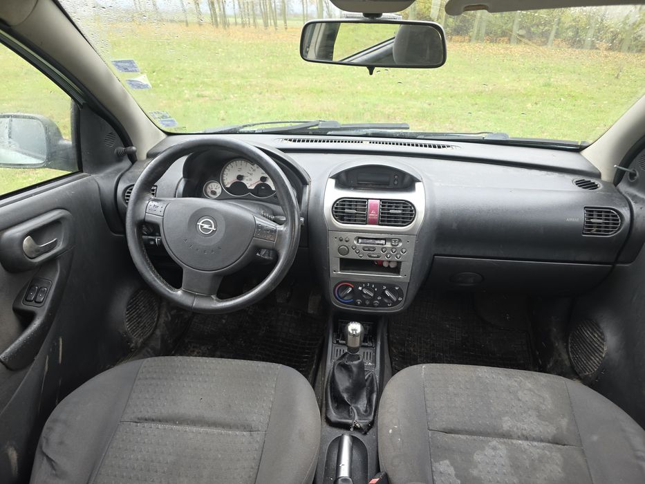Opel Corsa C 1.0 на части