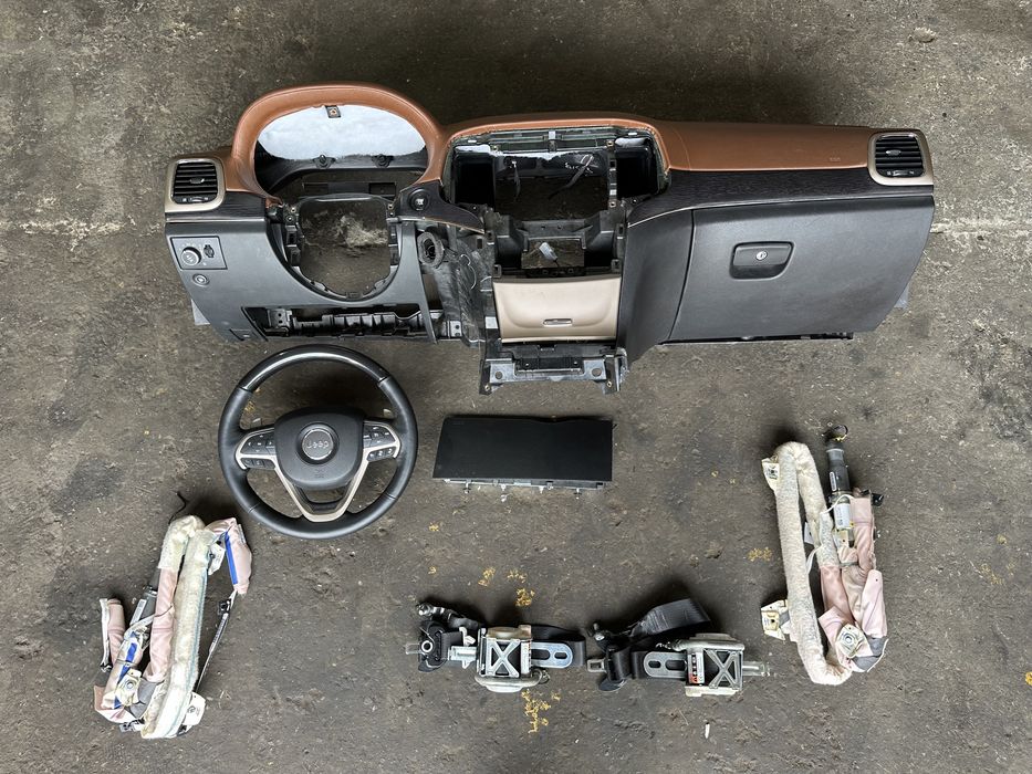 Kit airbag Jeep Grand Cherokee WK2 : Plansa / Centuri / Pasager