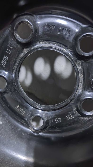 Резервна гума Audi 18-ка (195/78/18) - джип