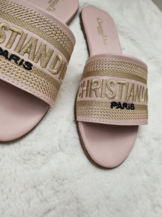 Чехли Cristian Dior