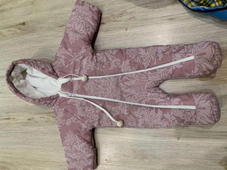 Продам конверт на выписку