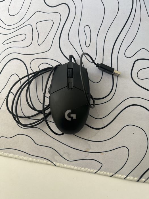 Продаю мышку logitech g102