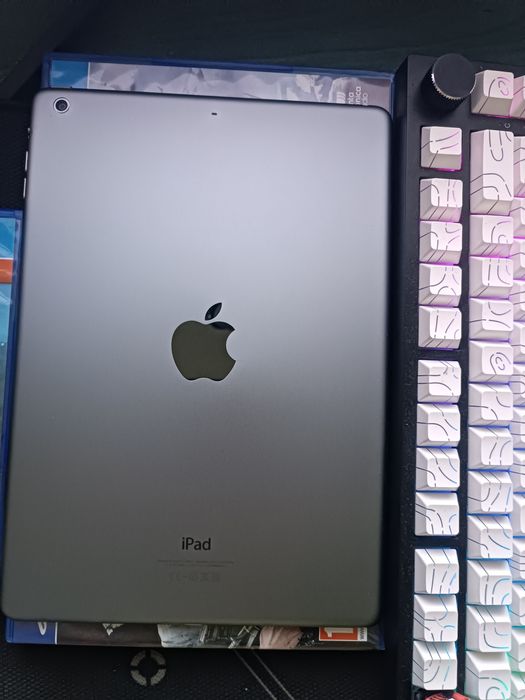 Продам Apple ipad air