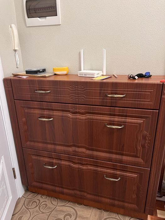 Зеркало, шкаф, гардероб