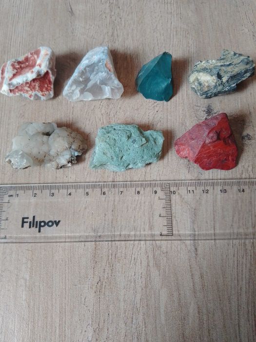 лот минерали и камъни