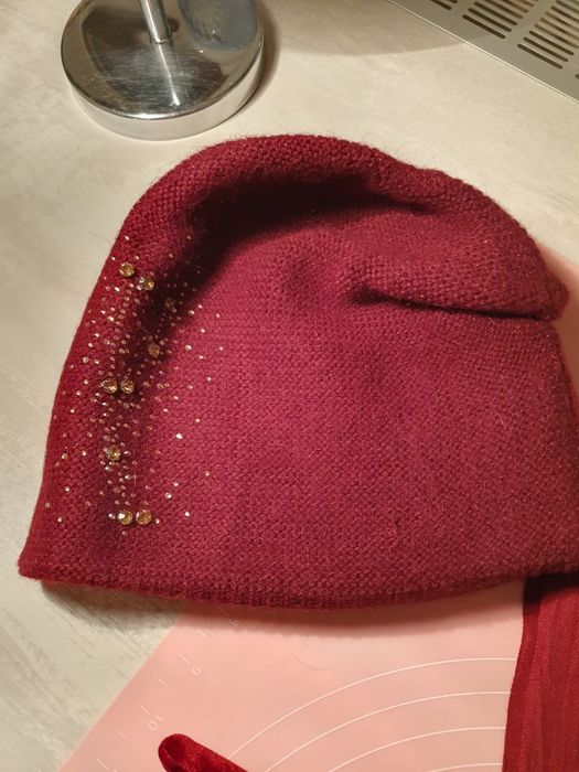 Продам набор шапка, шарф, перчатки