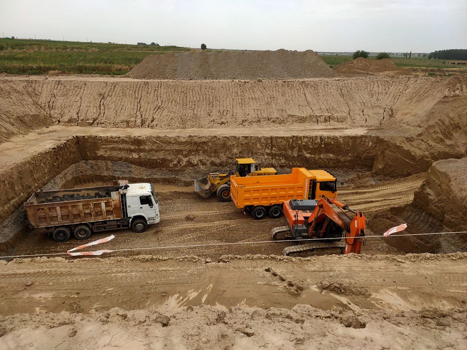 Услуга самосвала Хова Шахман Татра 25 т