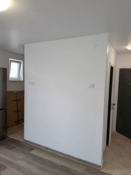 Închiriez apartament 2 camere, 35 mp, nou renovat – 200€