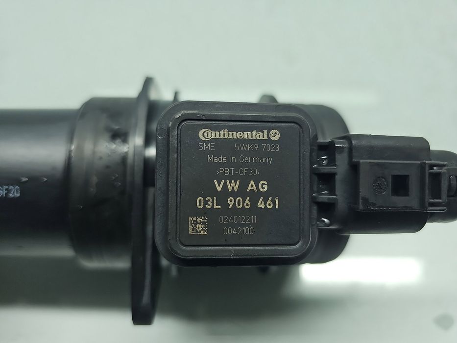 Debitmetru aer Volkswagen Golf 6 (5K1) [Fabr 2009-2013] 03L906461 1.6