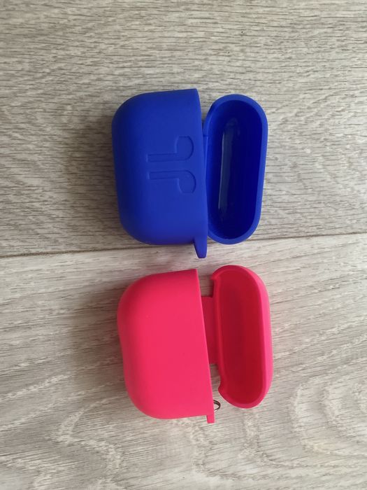 Чехлы для Airpods 3/4