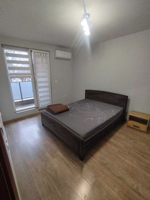 Собственик Дава Под Наем Двустаен 70m2 на Супер Център в Нова Сграда