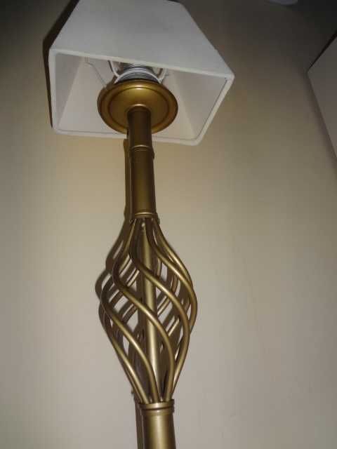 Стилна винтидж лампа