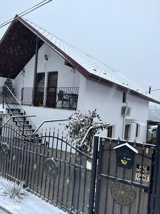 Vand Casa Magura - Crihani , la Cheie