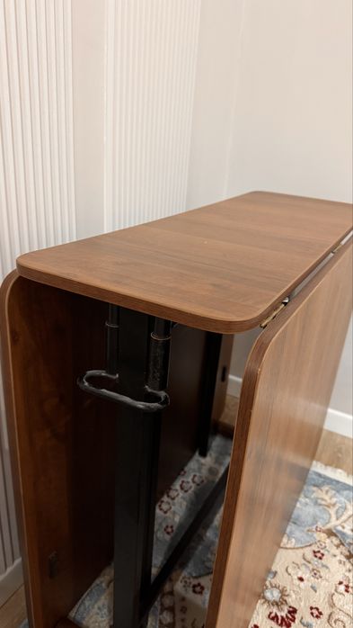 Книжка-стол б/у