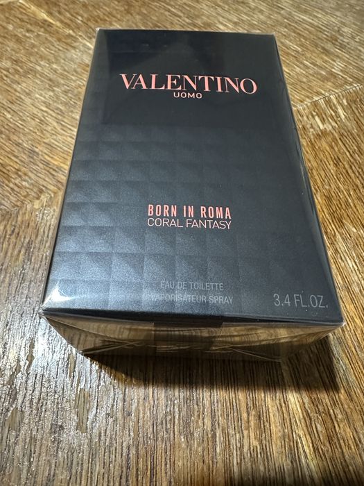 Cutie originala parfum Valentino Uomo Born in Roma Coral Fantasy