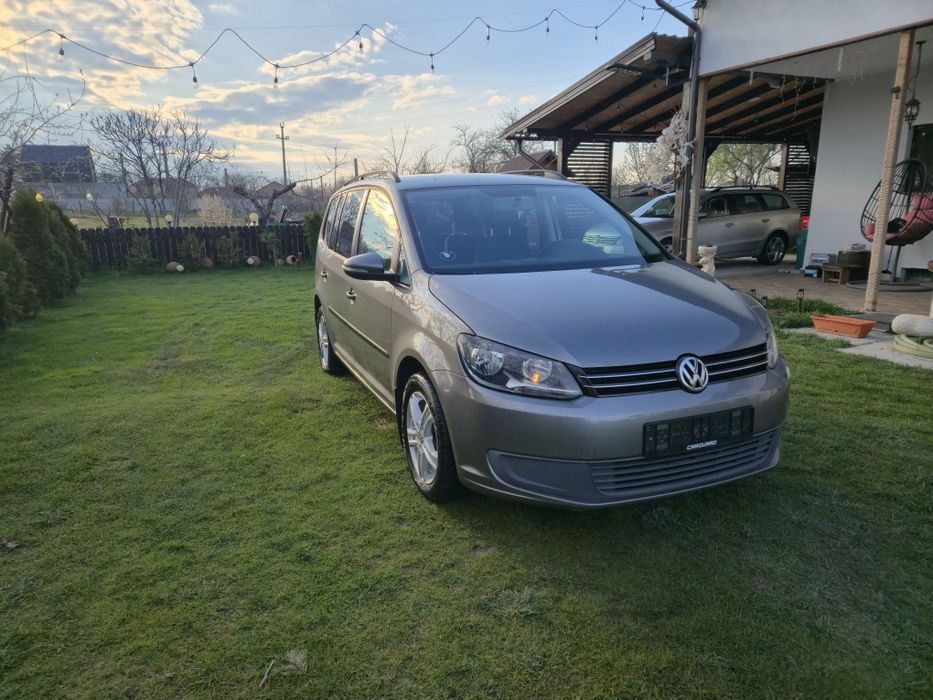 Volkswagen Touran Facelift 2011 1.6 105 cp 7 locuri 217.000km