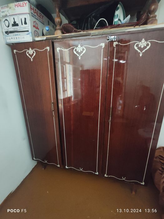 Eshik rom va shikopla