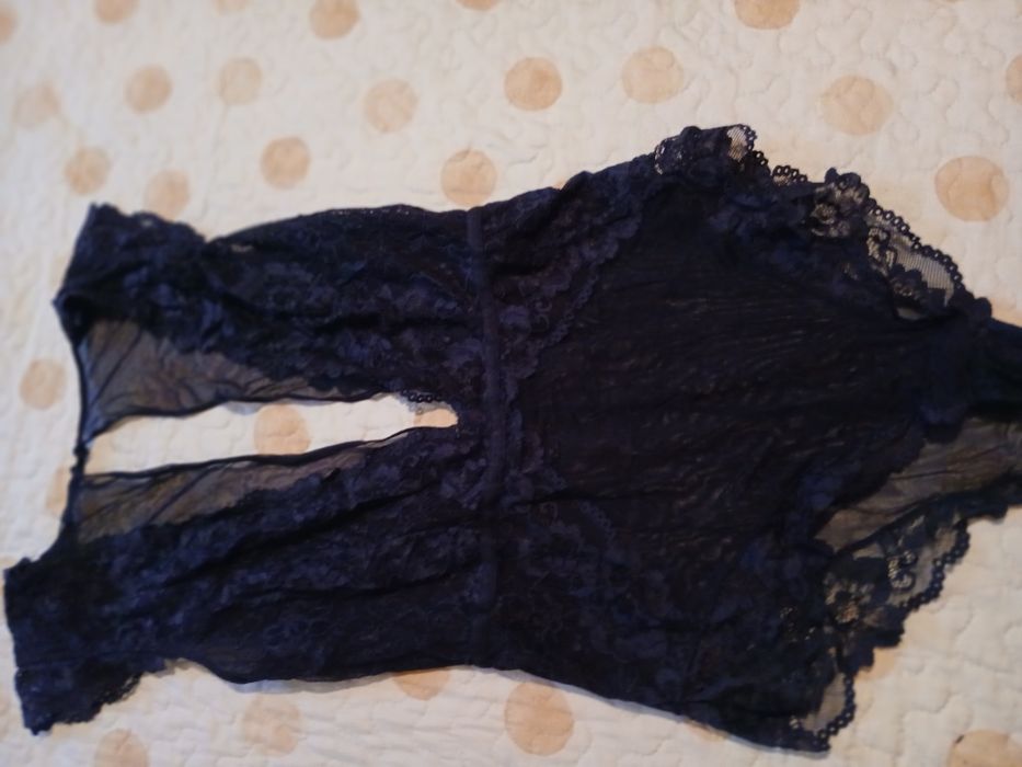 Vând Baby mărimea M