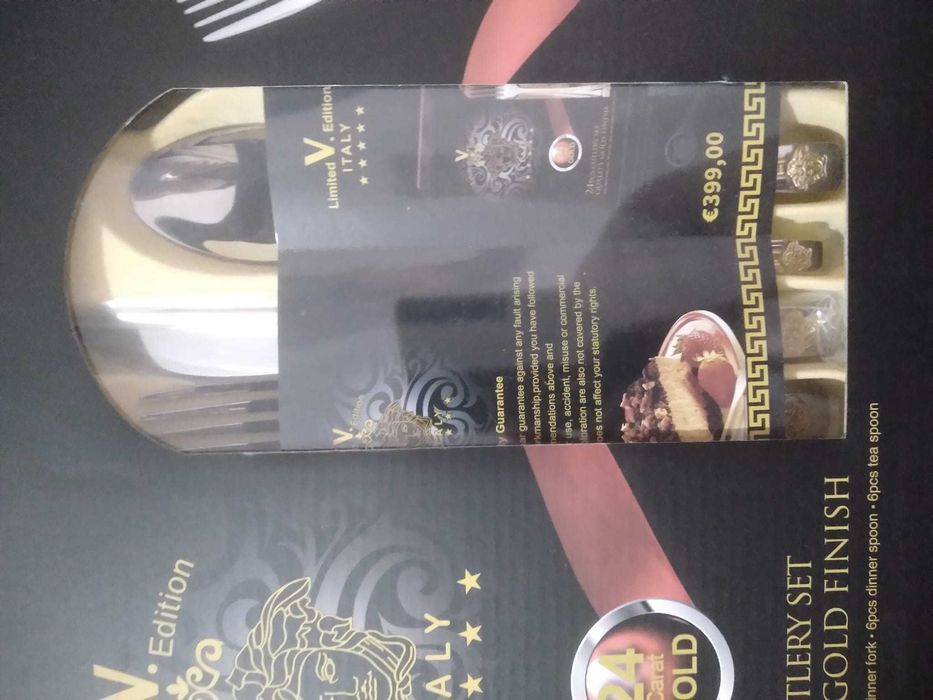 Vand set nou de tacamuri 24 piese de lux