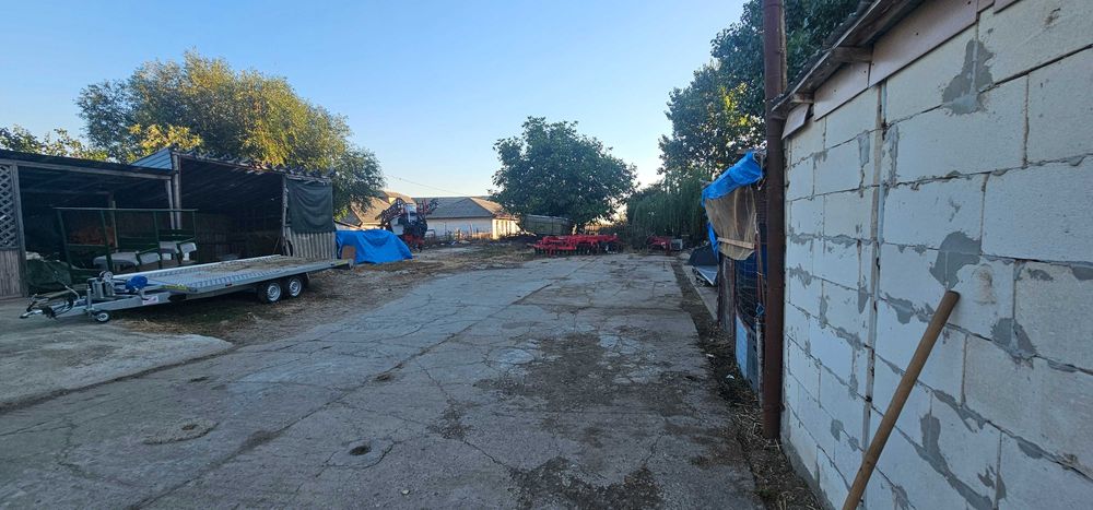 Vand sediu ferma agricola