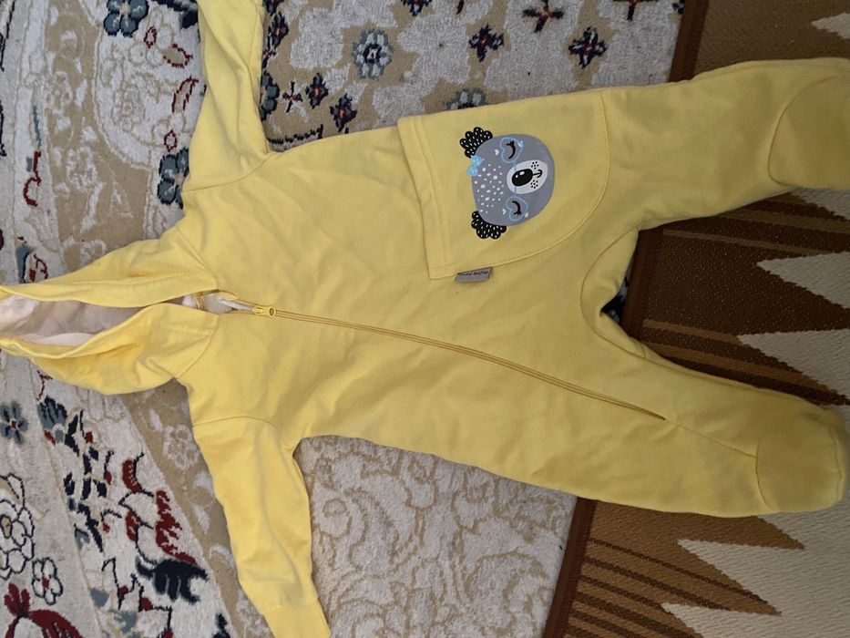 Продам детские вещи